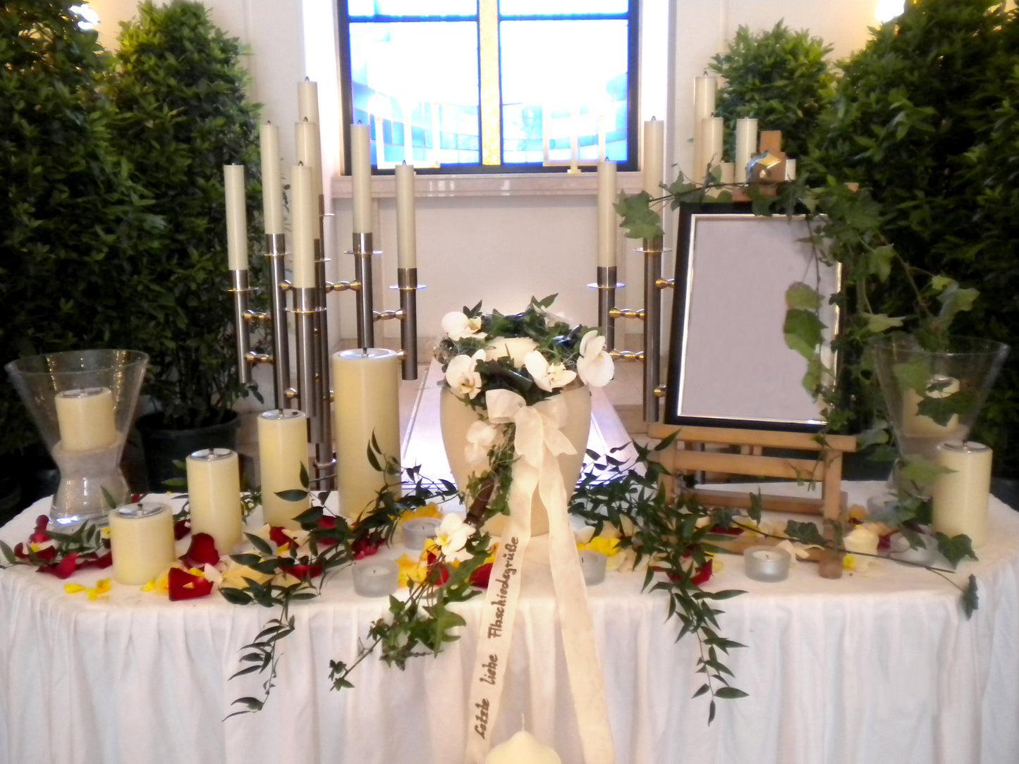 Urnenschmuck Nr. 606